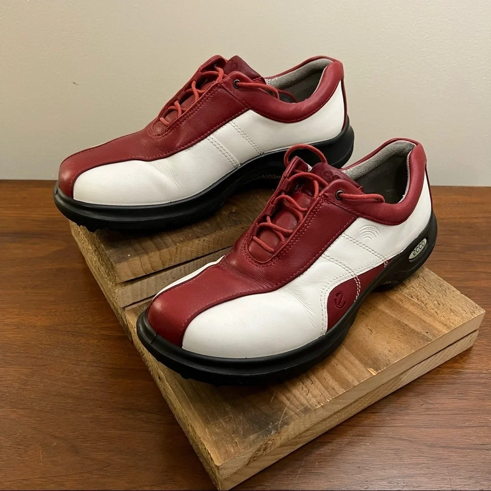 Ecco women’s‎ golf shoes size 40 red and white.